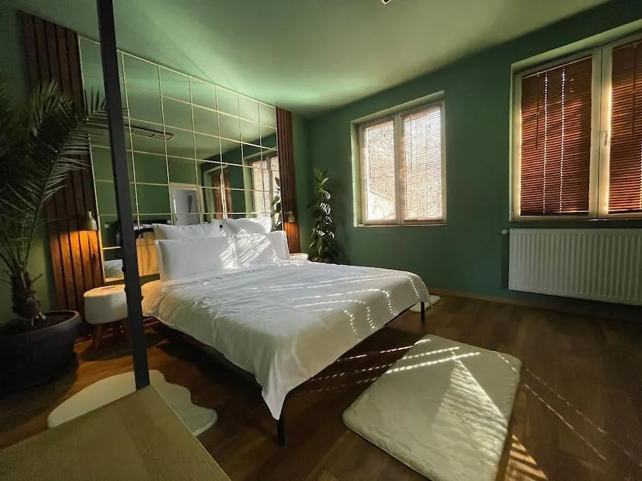 Apartment Green Serenity Bucharest